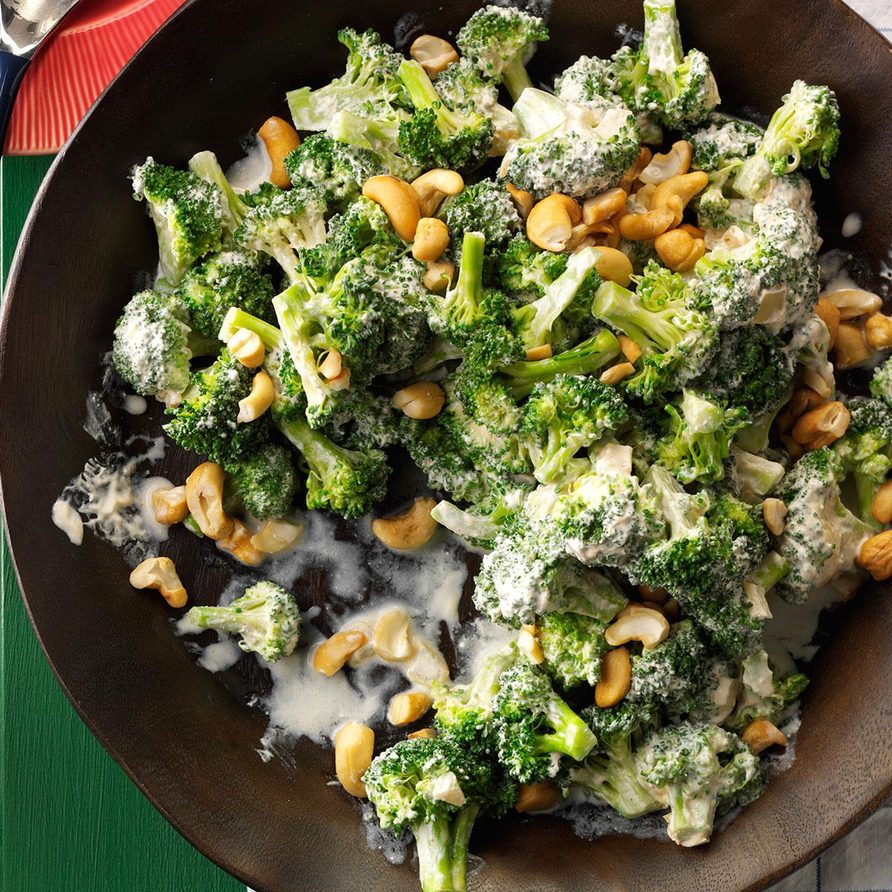 Creamy Broccoli with Cashews