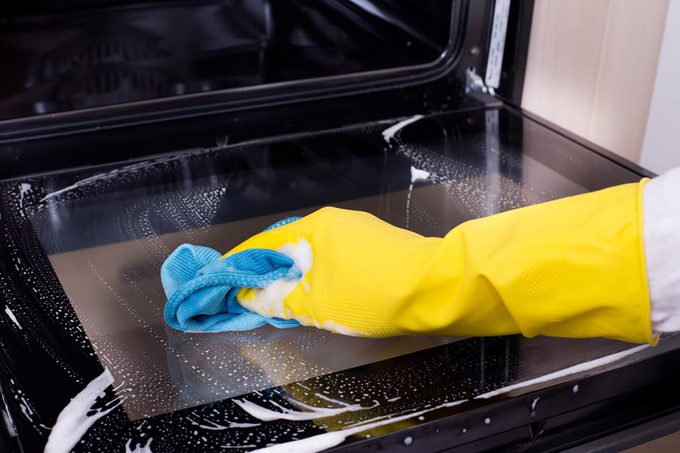 How to Clean Your Greasy Oven Window
