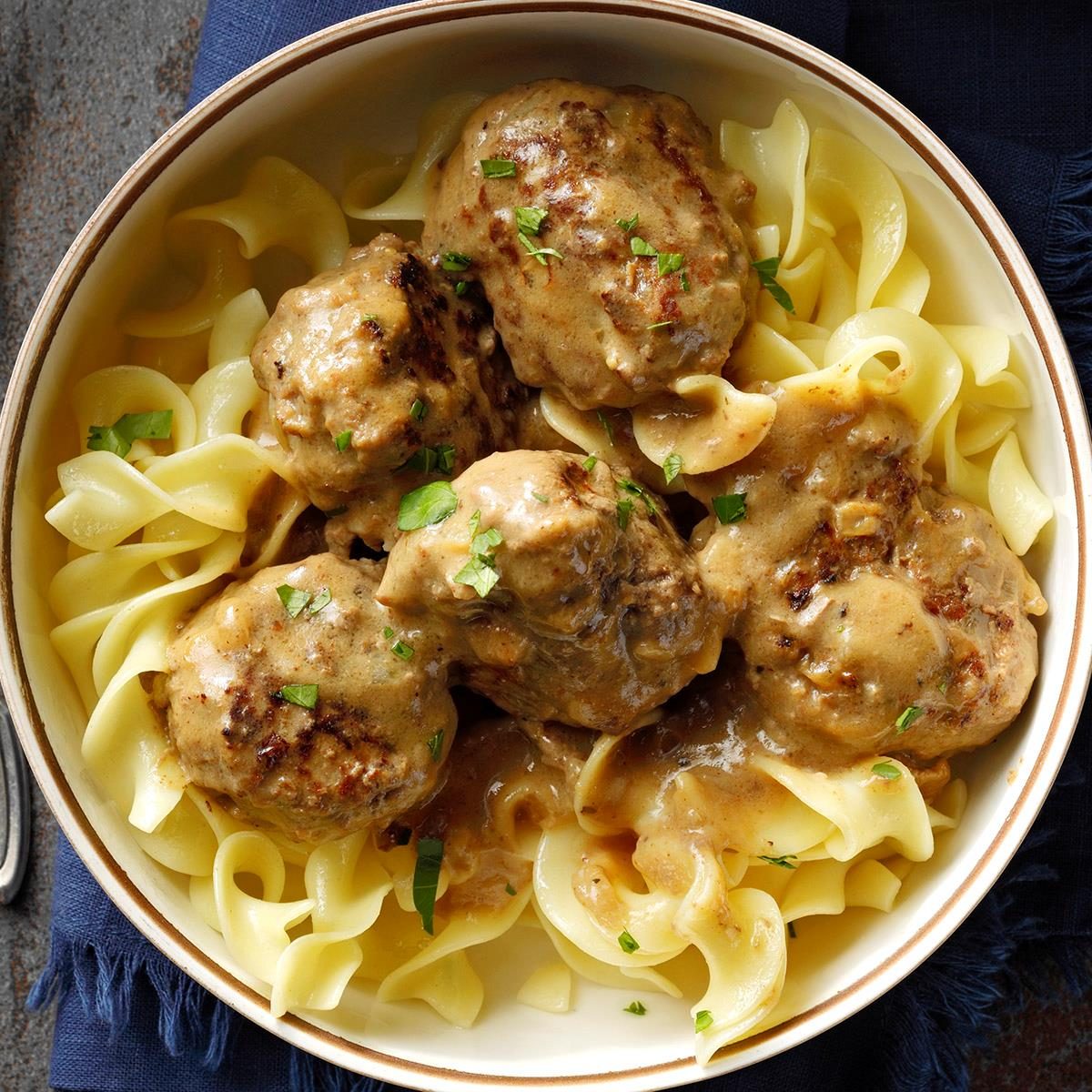 Meatballs And Gravy Exps Diydap21 4473 Dr 12 14 1b