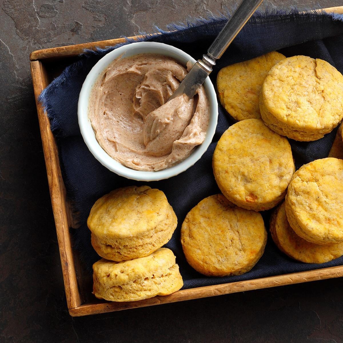 Sweet Potato Biscuits With Honey Butter Exps Fbmz19 77981 B05 02 5b 3