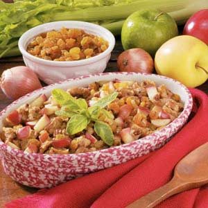 Baked Apple-Raisin Stuffing