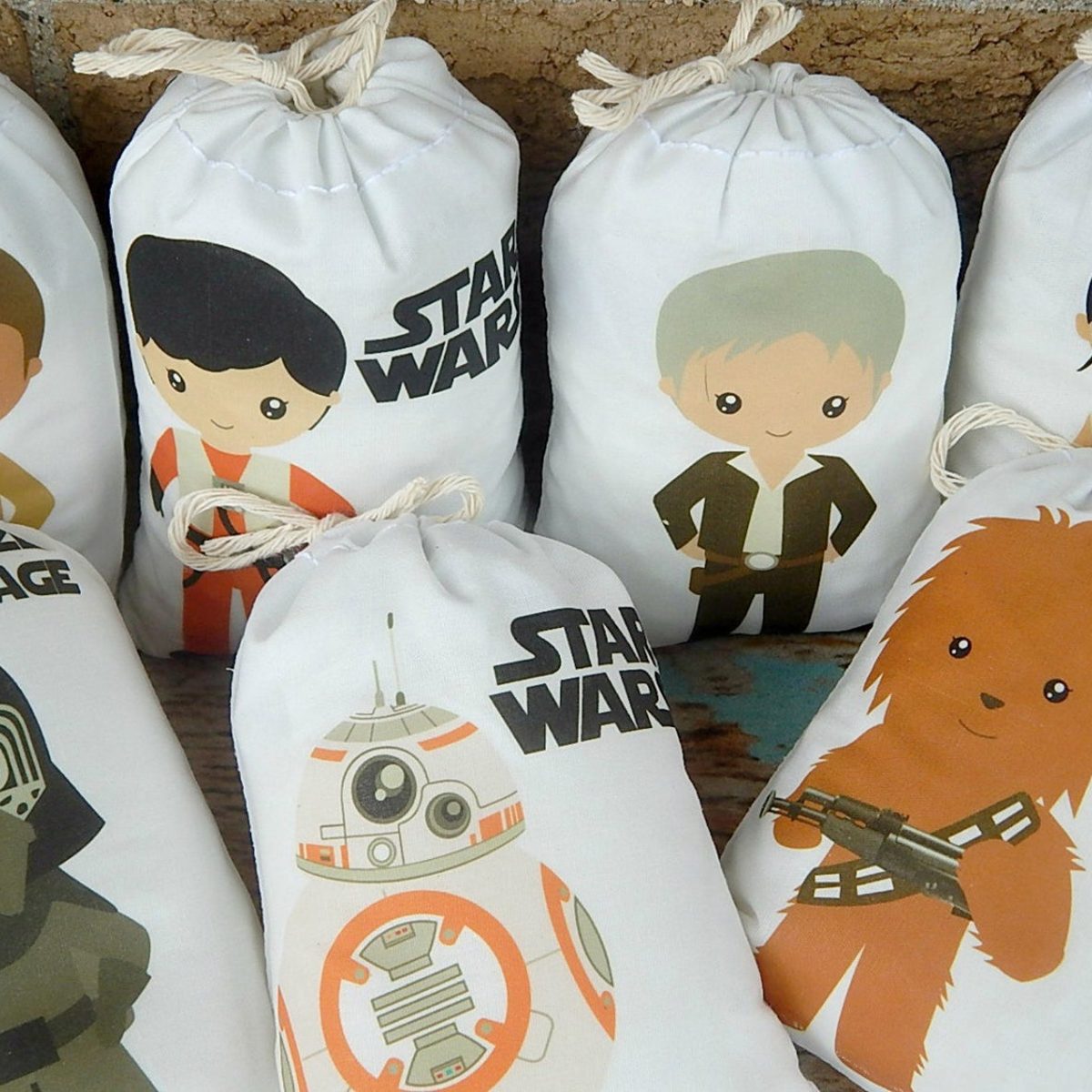 7 Birthday Favor bags Star wars Group 2 Great for treats or gifts can be Personalized 6" X 8"Set of 7 bags per order