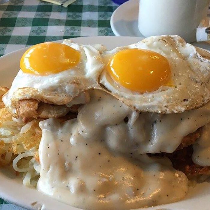 breakfast at Lisa's Radial Cafe in Nebraska