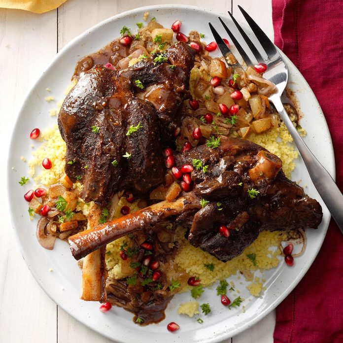Pear And Pomegranate Lamb Tagine Exps Thso18 220490 B04 20 1b 3