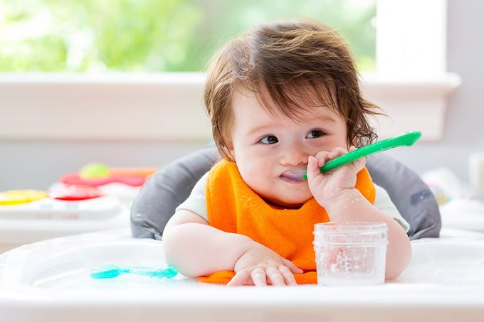 Oatmeal vs Rice Cereal for Babies: Find Out Which is Best for Your Child