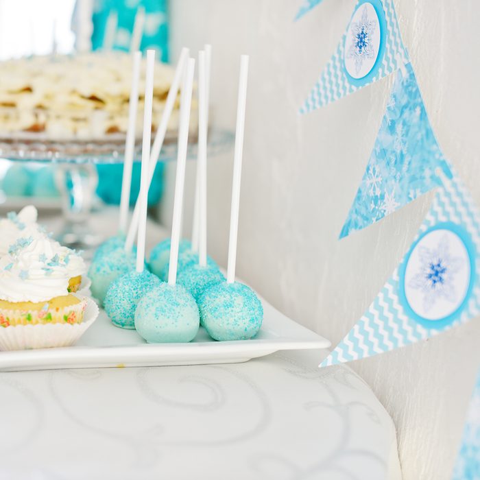 Cake, cakepops and so on for birthday party