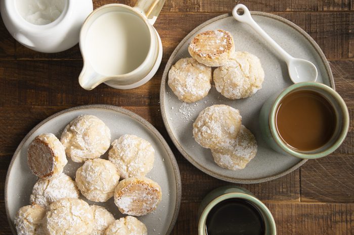 Amaretti Cookies