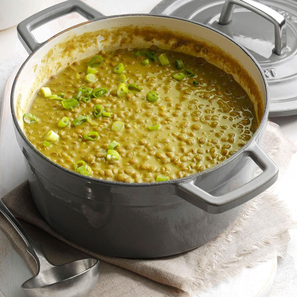 One Pot Coconut Curry Lentil Soup Exps Rc22 267961 P2onp3 Md 05 05 9b V2