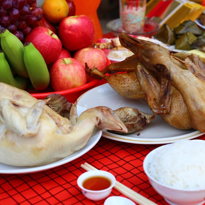 Food to pay respect to the Chinese New Year.