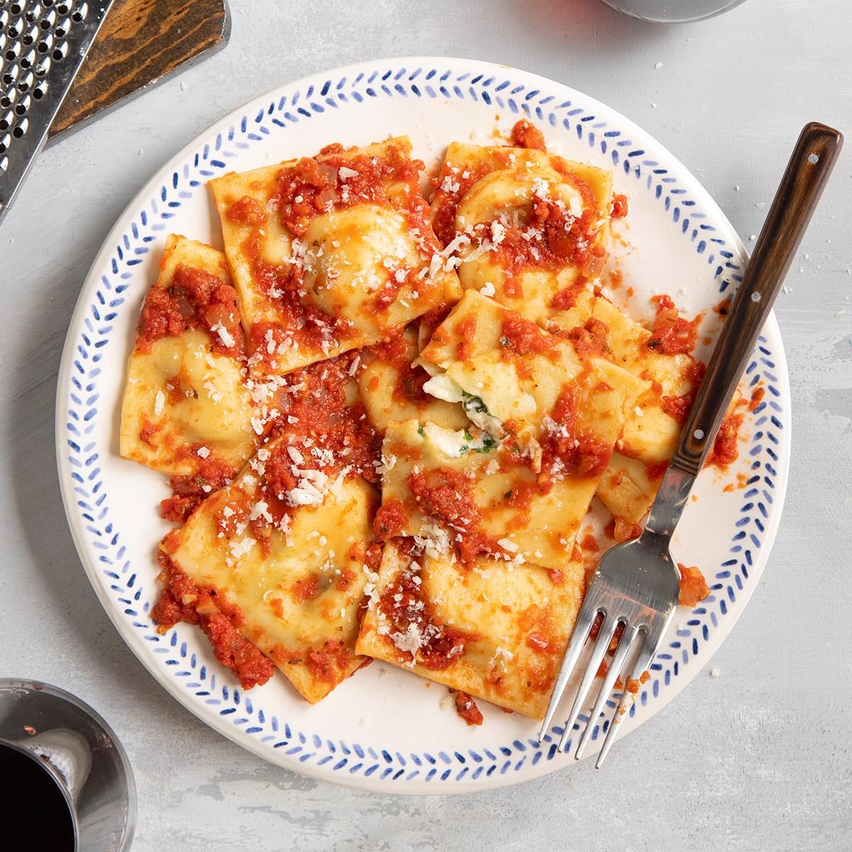 Burrata Ravioli Exps Ft23 272513 St 1 31 1