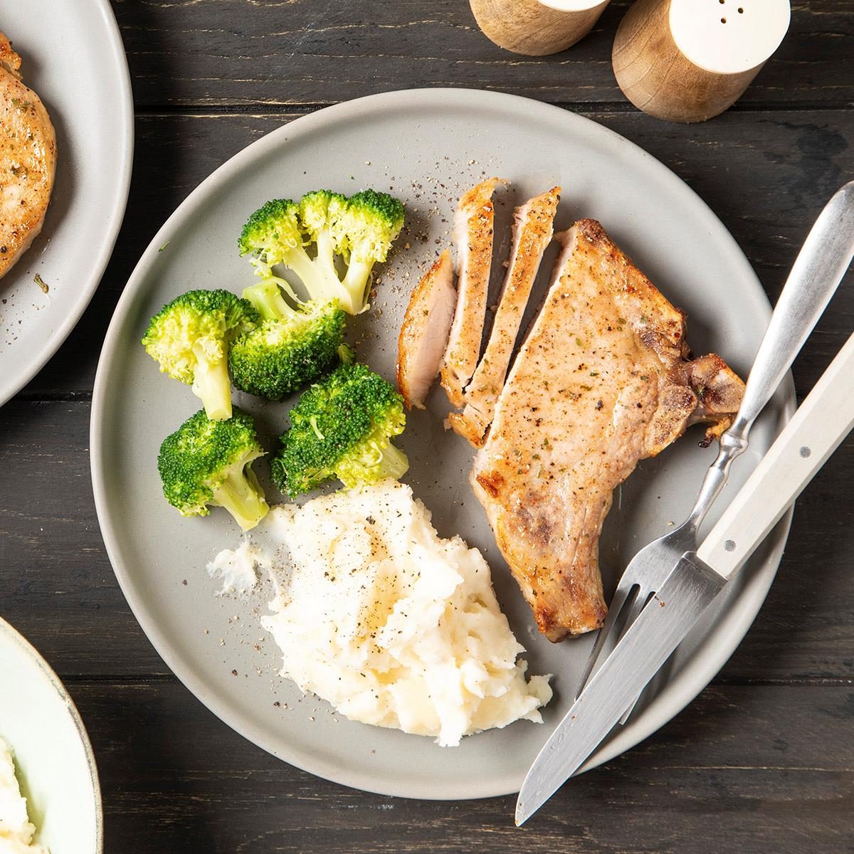 Ranch Pork Chops Exps Ft23 273650 St 7 13 1