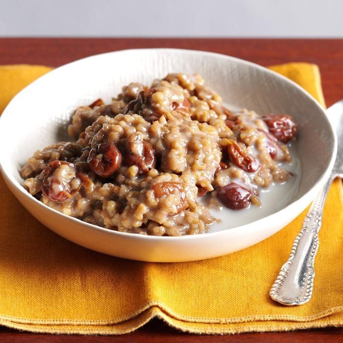 Overnight Cherry Almond Oatmeal Exps Sdon16 164146 B06 08 6b