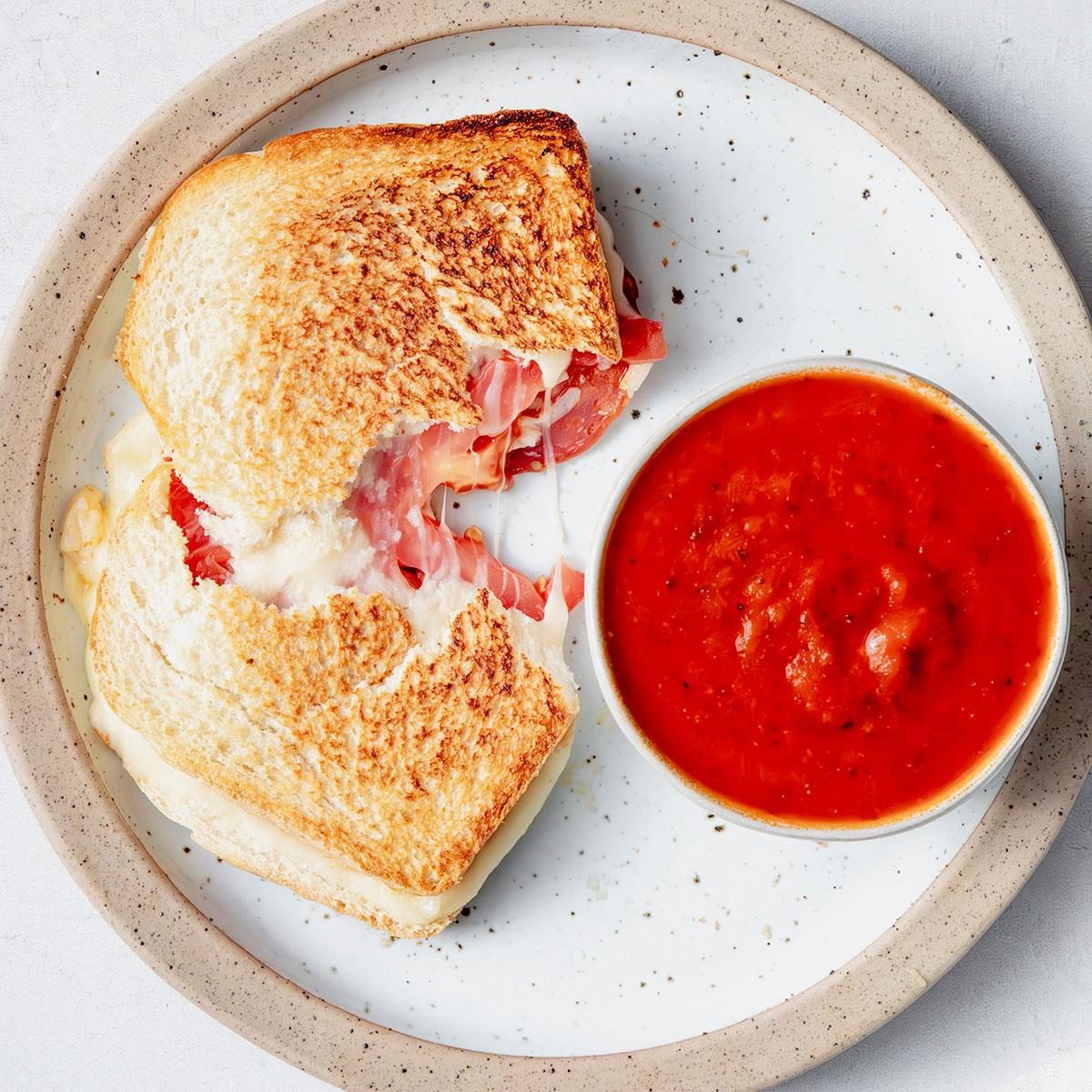 Pizza Sandwiches Exps Tohd24 32549 Kaylawidmer 5