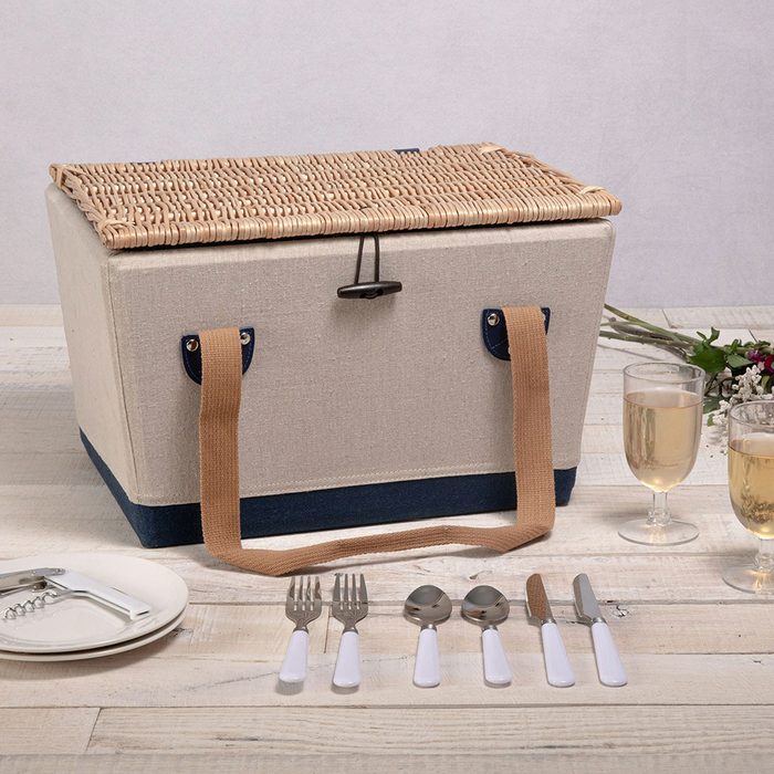 Boardwalk Picnic Basket Ecomm Via Potterybarn.com