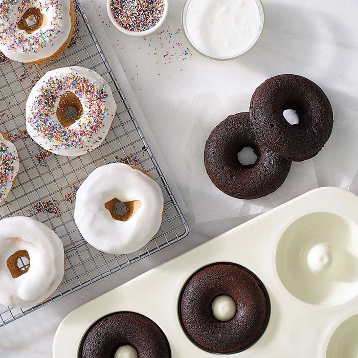 Doughnut Mix & Pan Set
