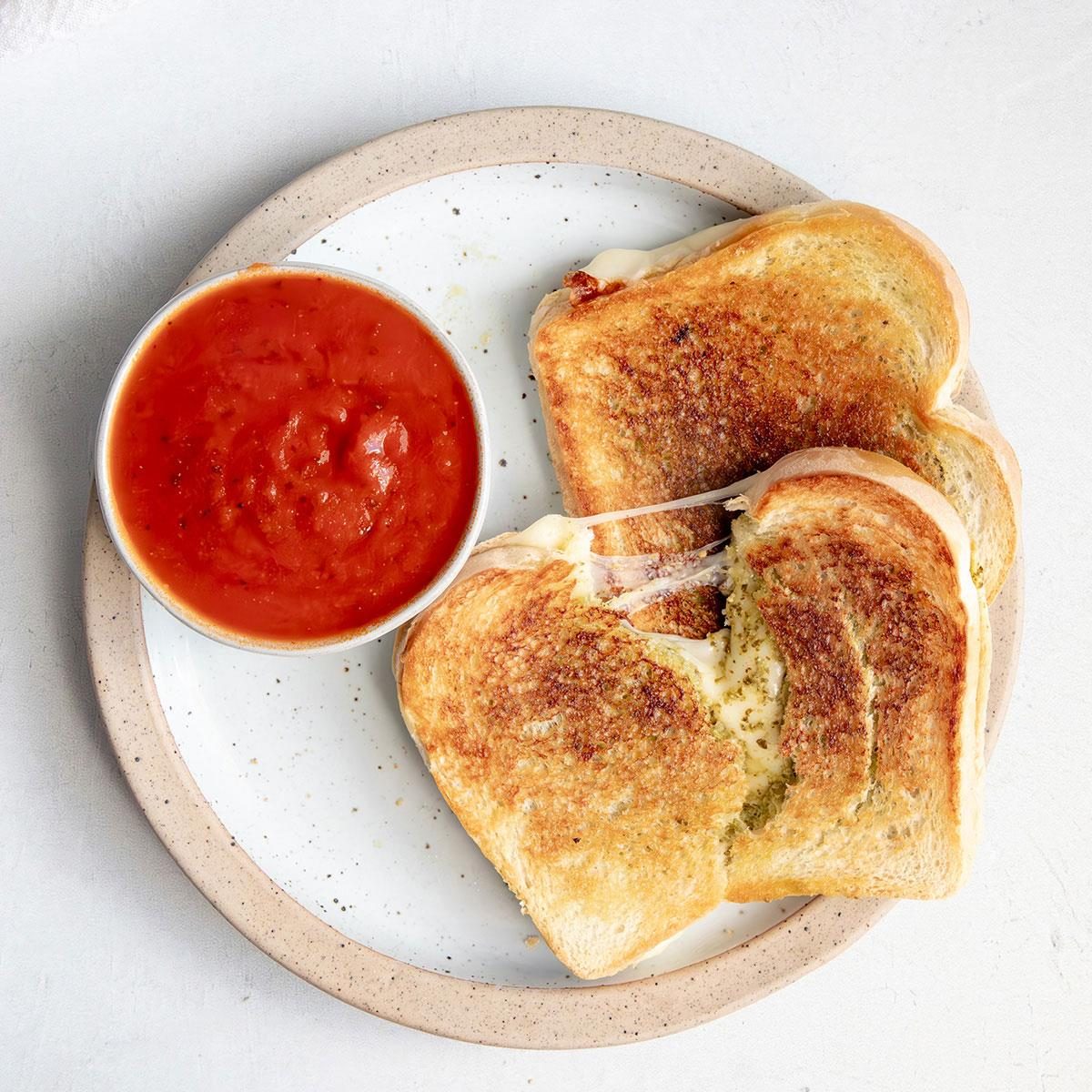 Italian Grilled Cheese Sandwiches Exps Tohd24 94067 Kaylawidmer 6