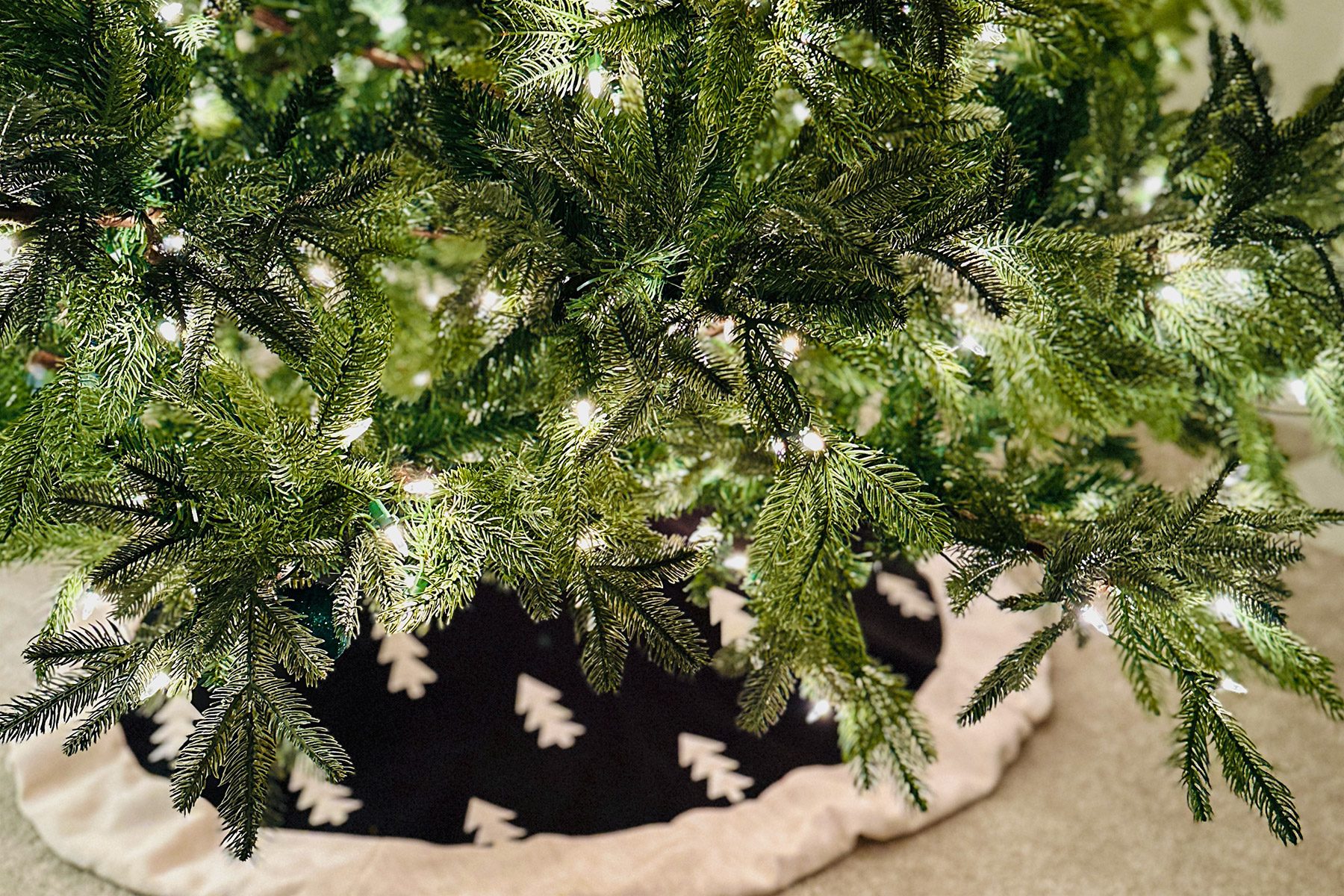 Grandin road tree 
