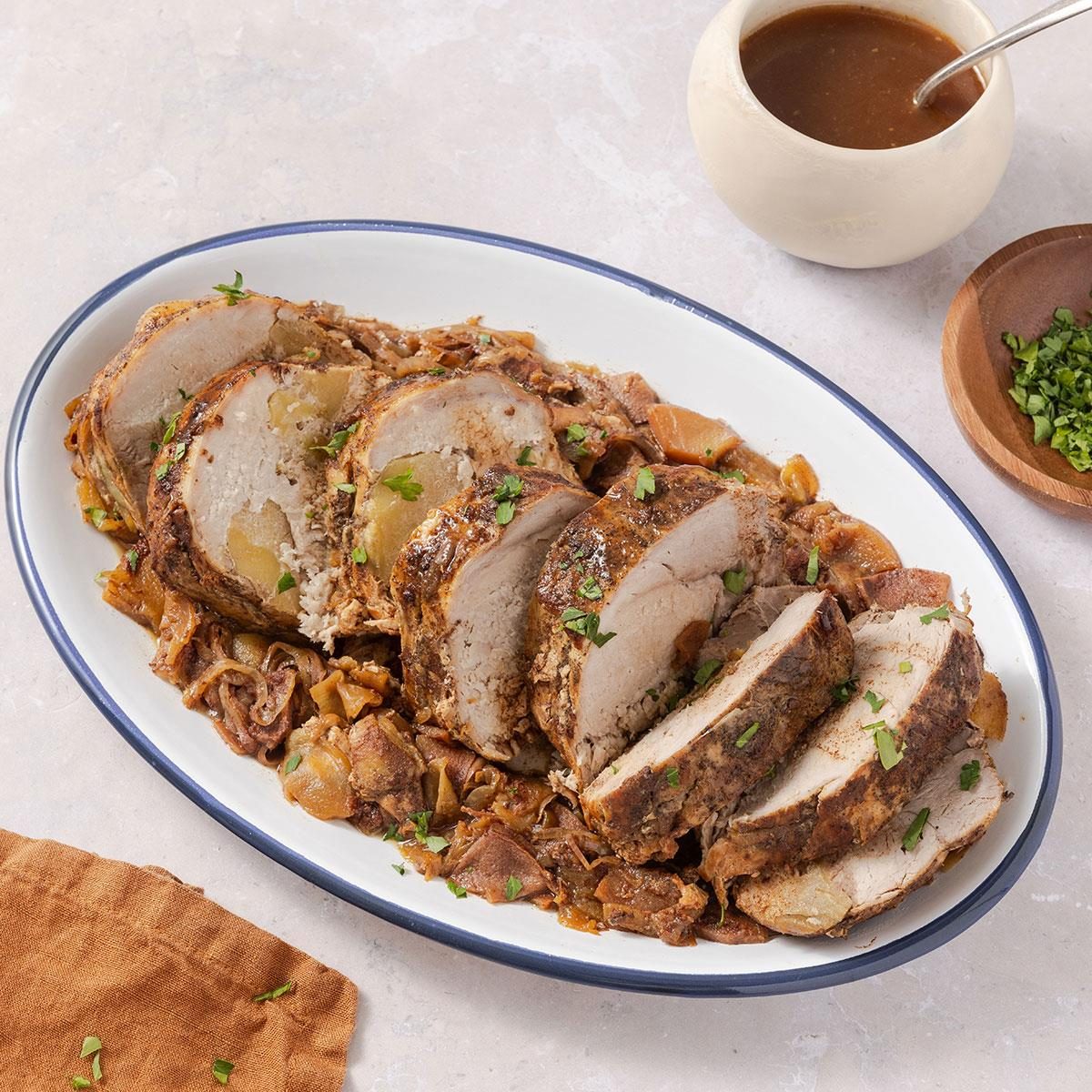 Apple Pork Loin Exps Tohd24 166985 Leticiaalmeida 06