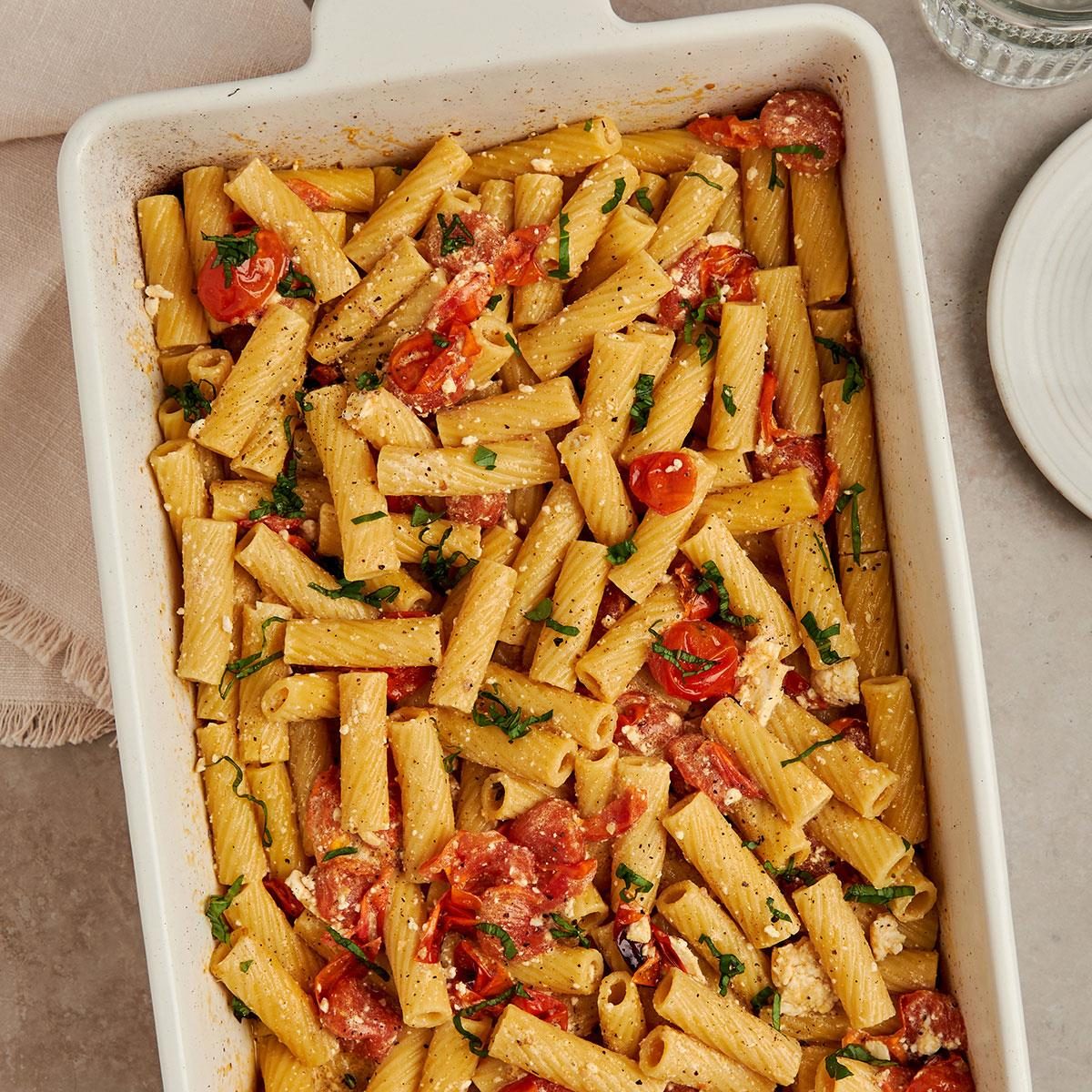 Baked Feta Pasta Exps Tohd24 264625 Christinema 10