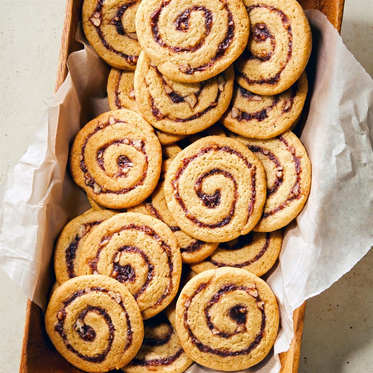 Date Swirl Cookies Exps Tohx25 250 Md P2 12 04 1b
