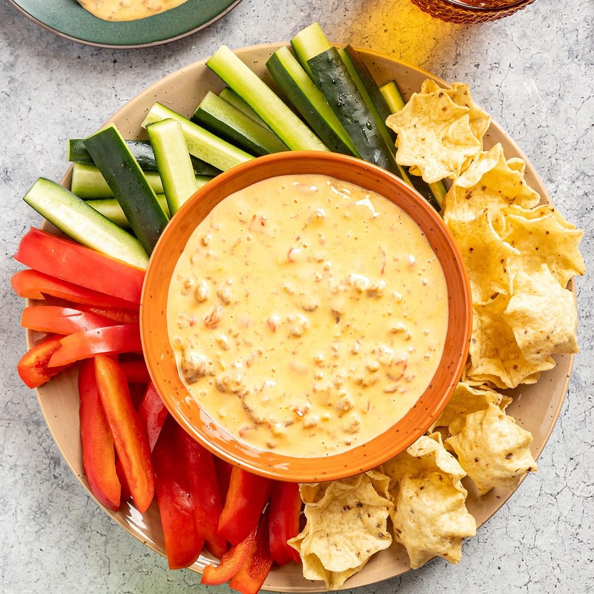Slow Cooker Cheese Dip Exps Tohd24 13404 Kristinavanni 6