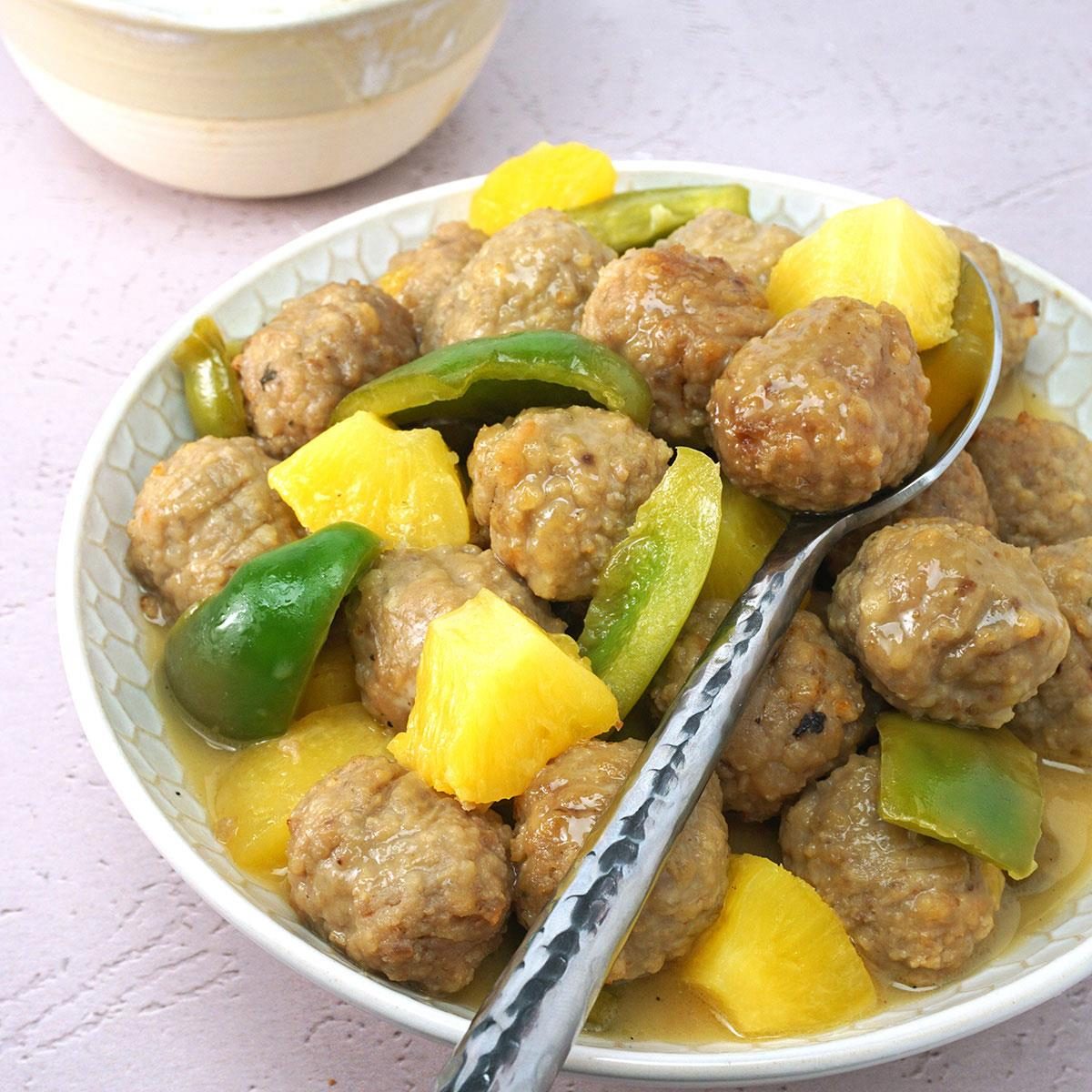 Slow Cooker Sweet And Sour Meatballs Exps Tohd24 27421 Laurenhabermehl 5