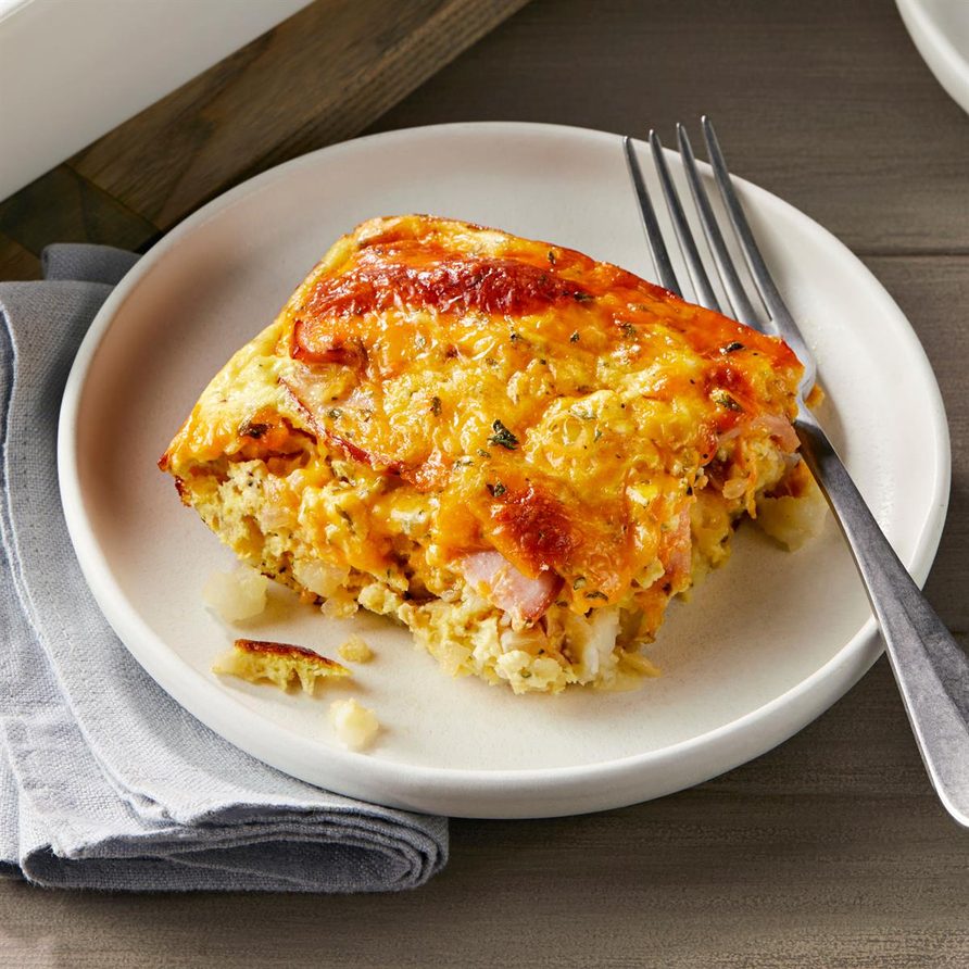 Tater Tot Breakfast Casserole