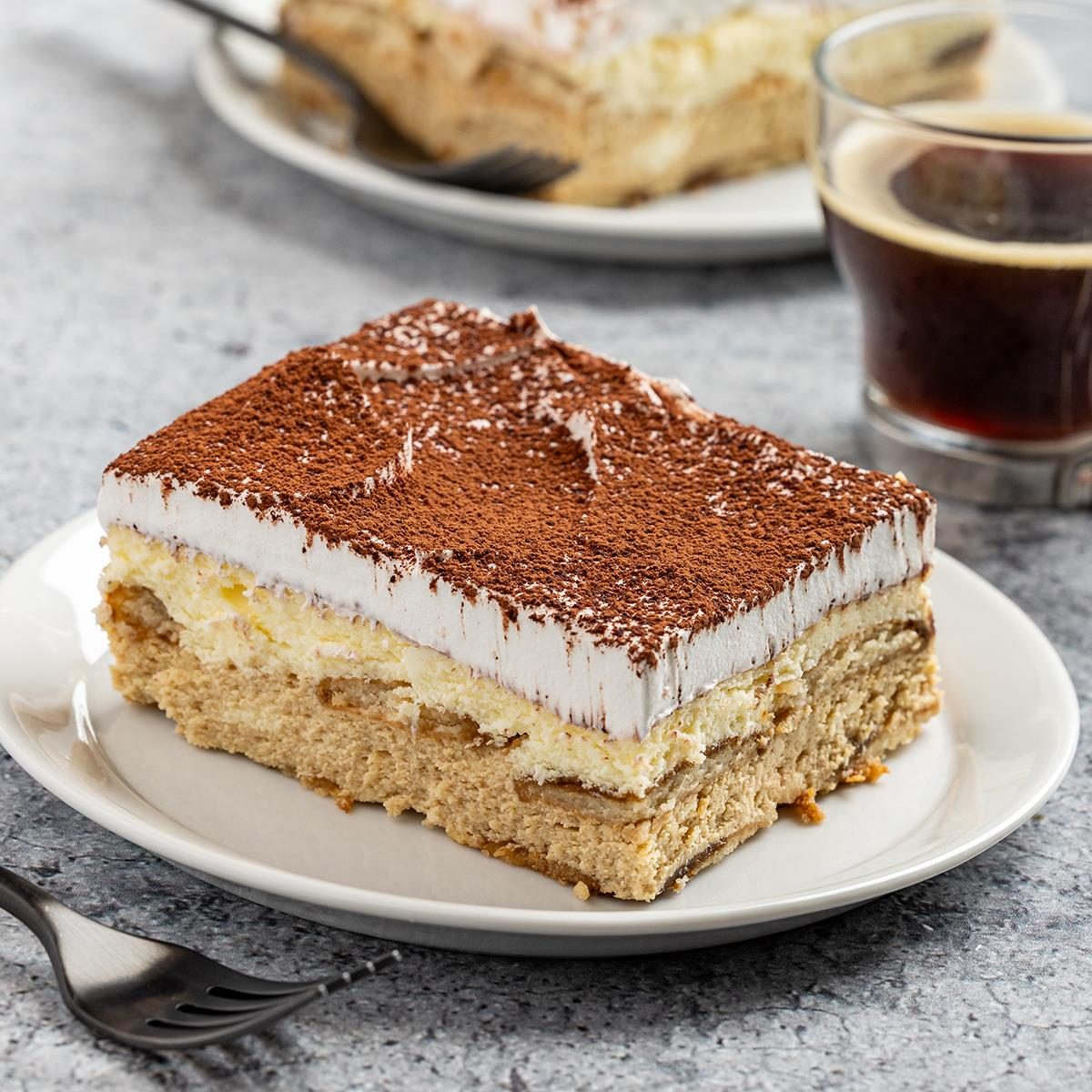 Tiramisu Cheesecake Dessert Exps Tohd24 40878 Erickleinberg 9