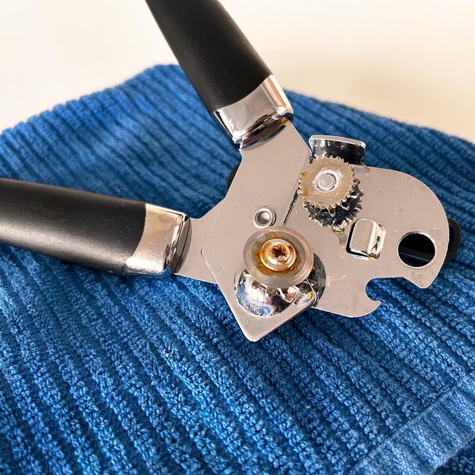 This Is Why Your Can Opener Is Always Rusty