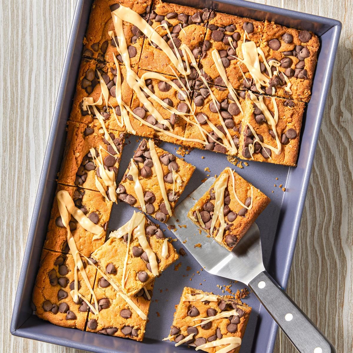Oatmeal Chocolate Chip Peanut Butter Bars Exps Ft25 1495 Jr 0214 1