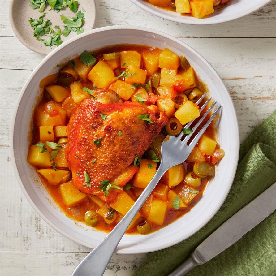 Pollo Guisado