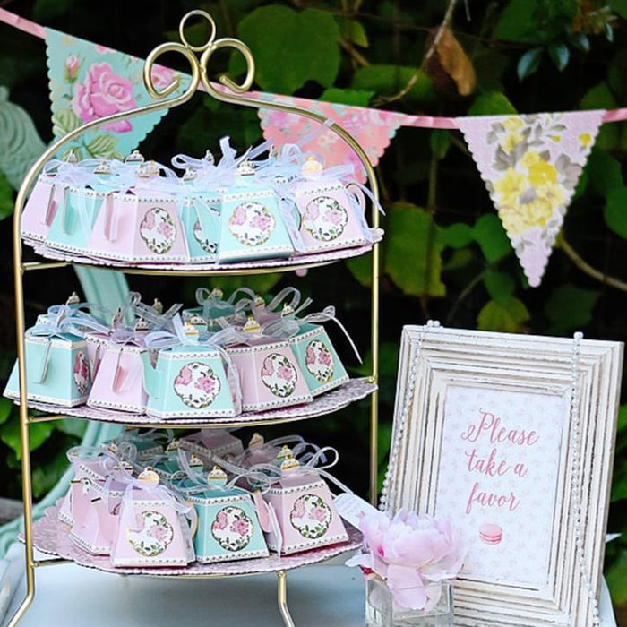 20 Birthday Party Favors for Adults