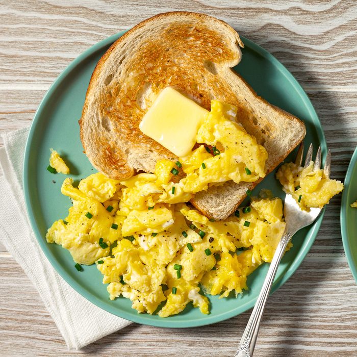 27 Cheap Breakfast Ideas Made with Pantry Staples